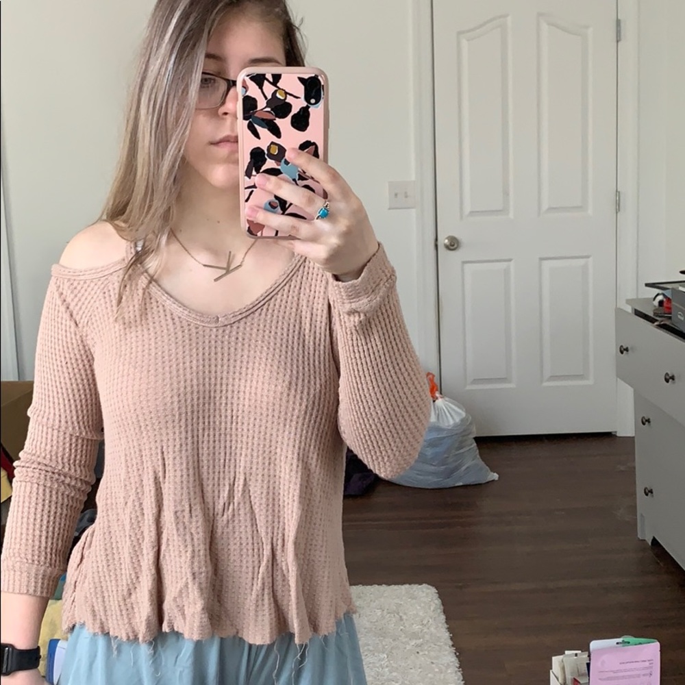 Pacsun cold shoulder long sleeve